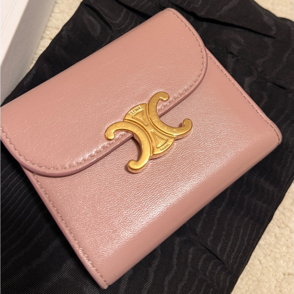 [CELINE] PINK TRIOMPHE WALLET with Gold Accent - Picture 2 of 10